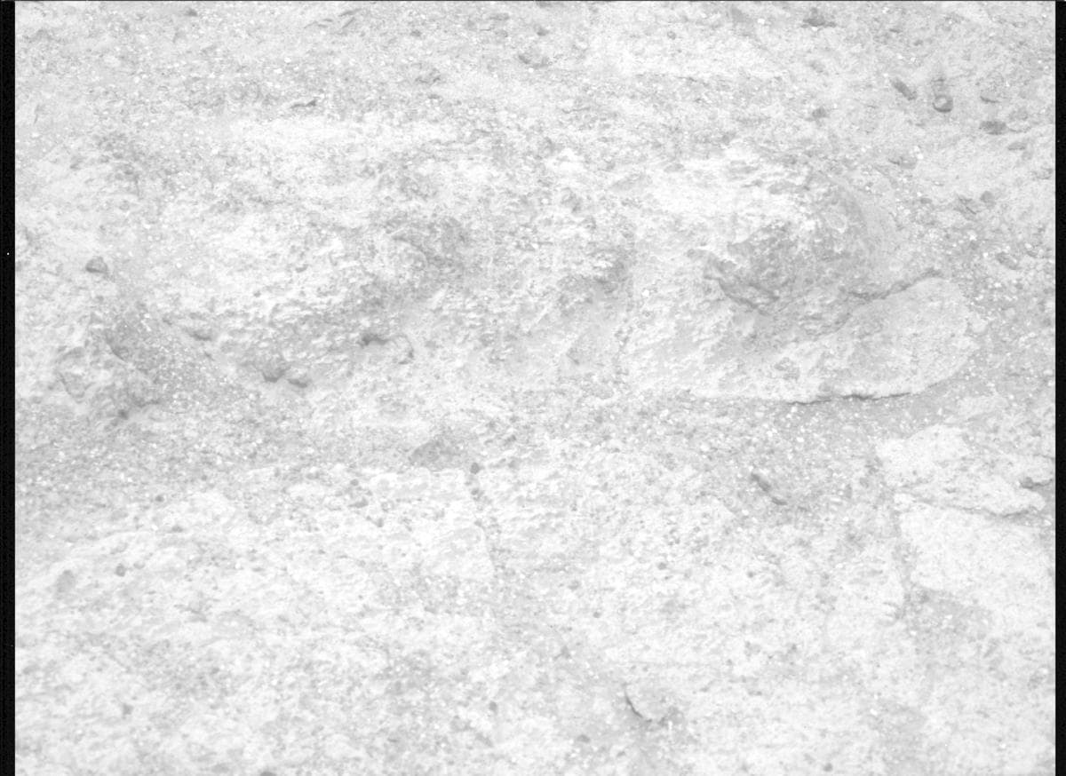 Mars image captured by MCZ_LEFT on Perseverance