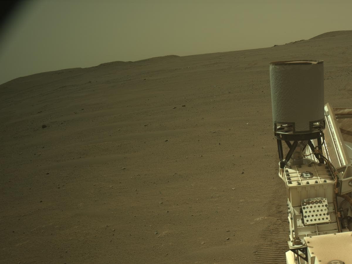 Mars image captured by NAVCAM_LEFT on Perseverance