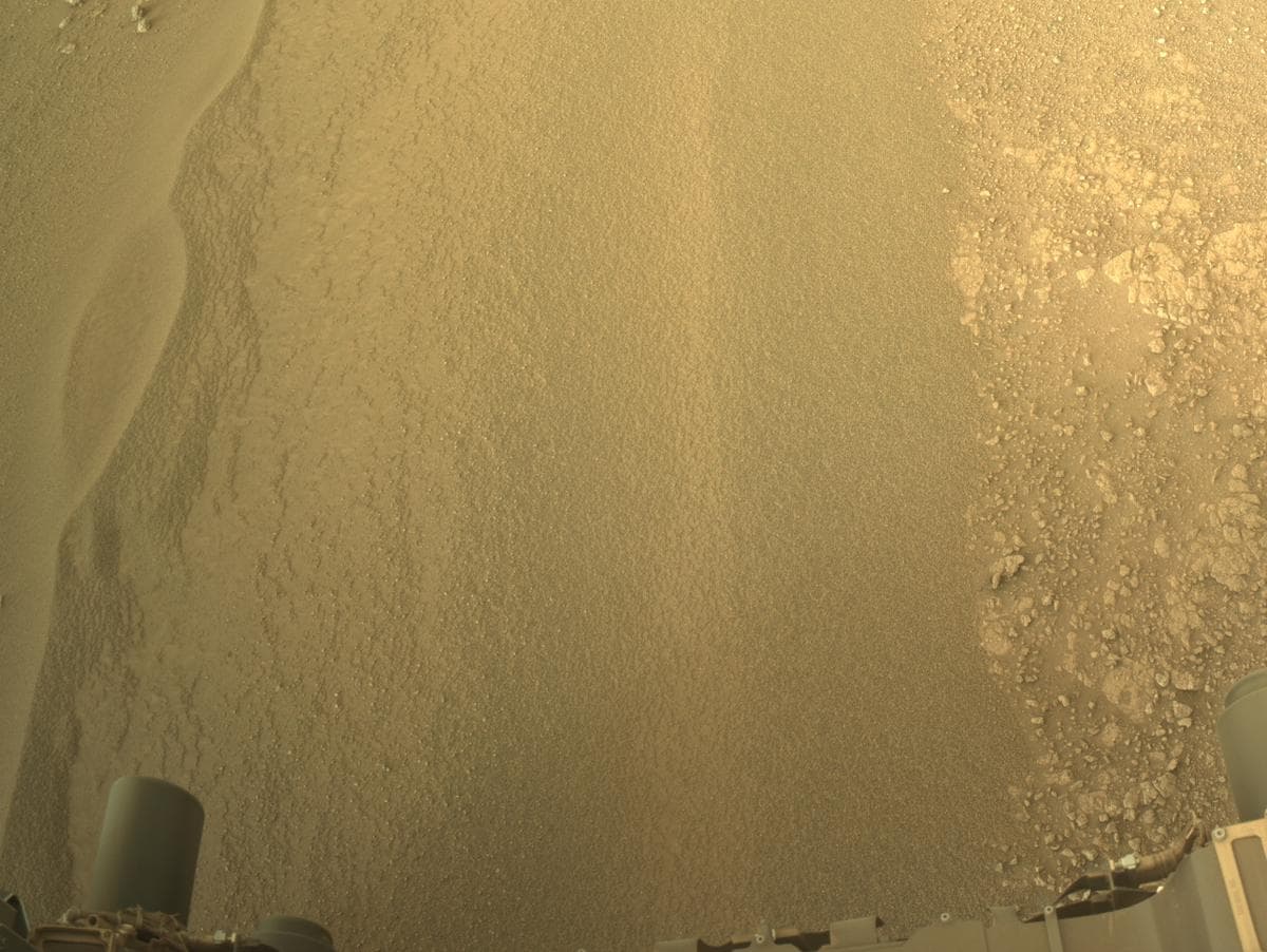 Mars image captured by NAVCAM_LEFT on Perseverance
