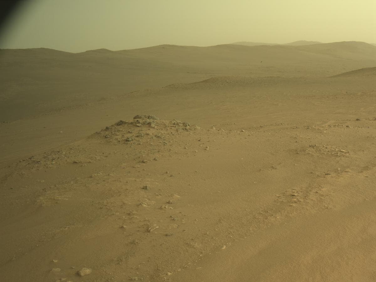 Mars image captured by NAVCAM_LEFT on Perseverance