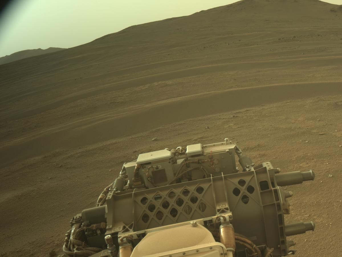 Mars image captured by NAVCAM_RIGHT on Perseverance