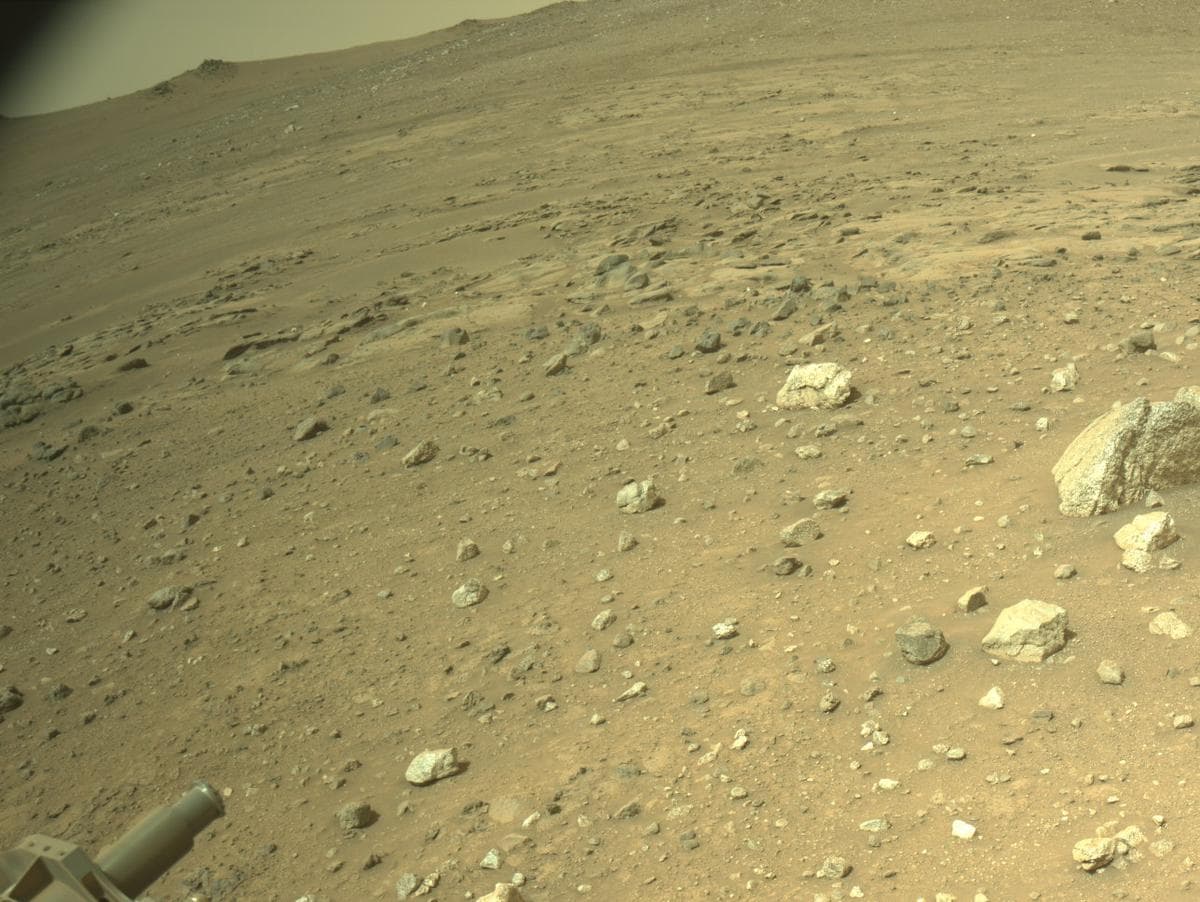 Mars image captured by NAVCAM_LEFT on Perseverance