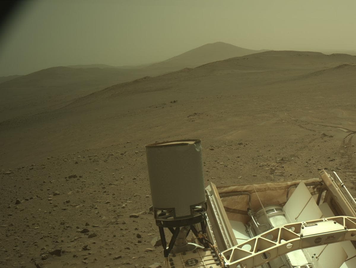 Mars image captured by NAVCAM_LEFT on Perseverance