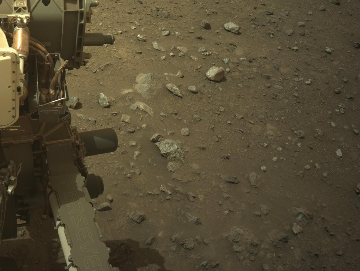 Mars image captured by NAVCAM_RIGHT on Perseverance