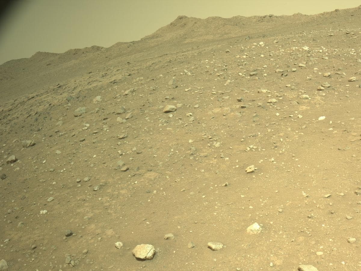 Mars image captured by NAVCAM_RIGHT on Perseverance