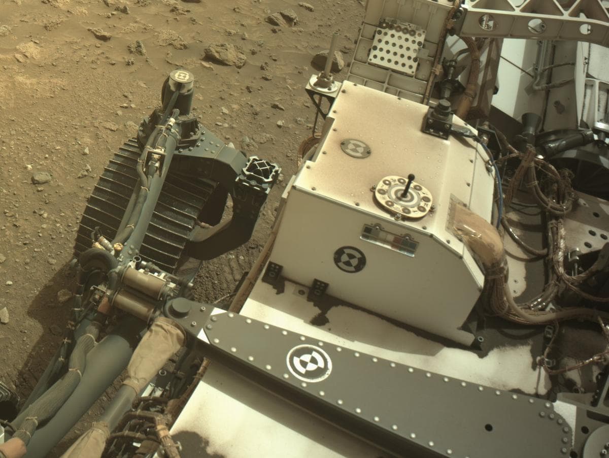 Mars image captured by NAVCAM_RIGHT on Perseverance