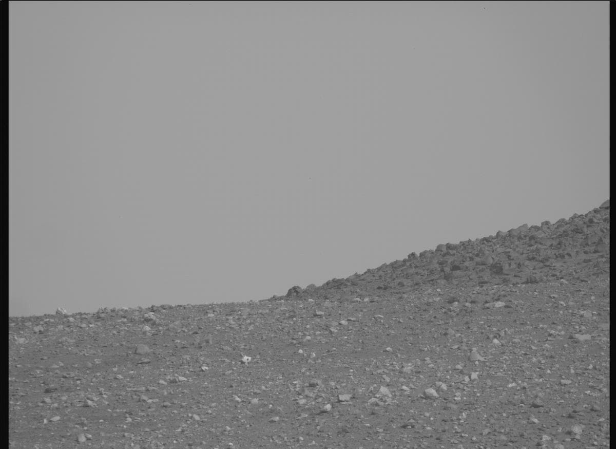 Mars image captured by MCZ_RIGHT on Perseverance
