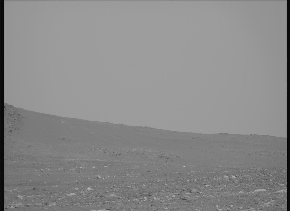 Mars image captured by MCZ_RIGHT on Perseverance