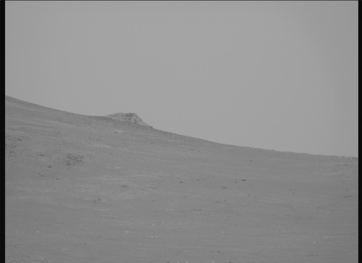 Mars image captured by MCZ_RIGHT on Perseverance