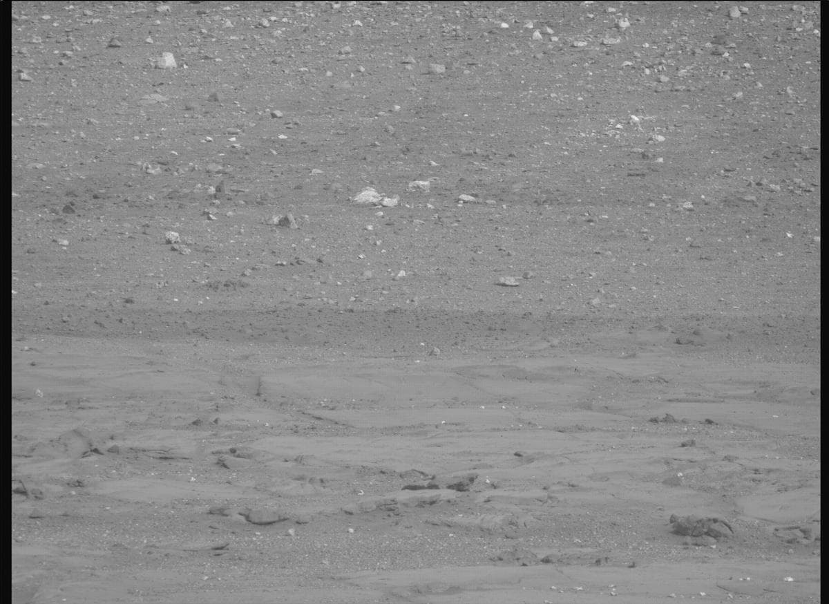 Mars image captured by MCZ_RIGHT on Perseverance