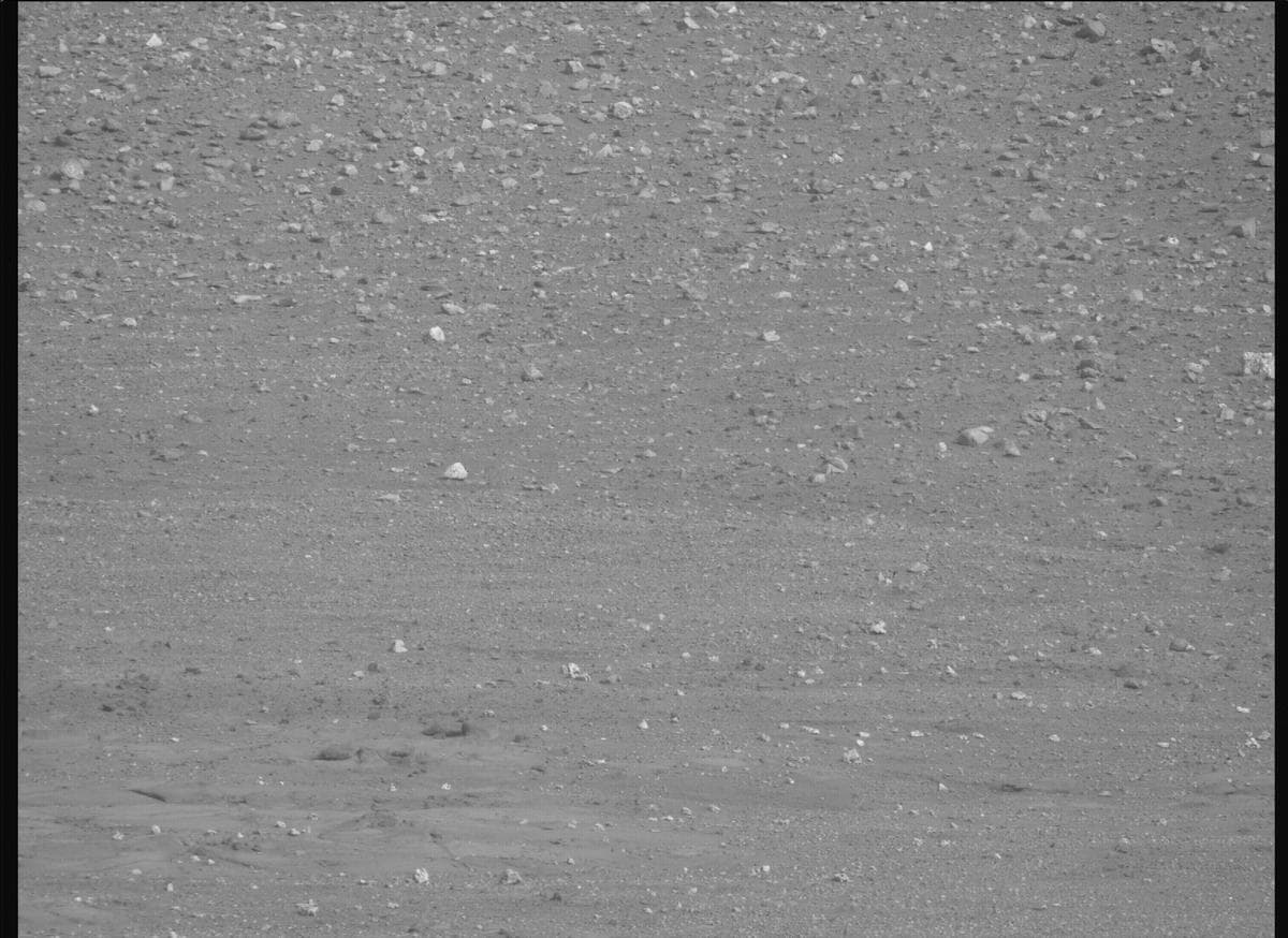 Mars image captured by MCZ_RIGHT on Perseverance