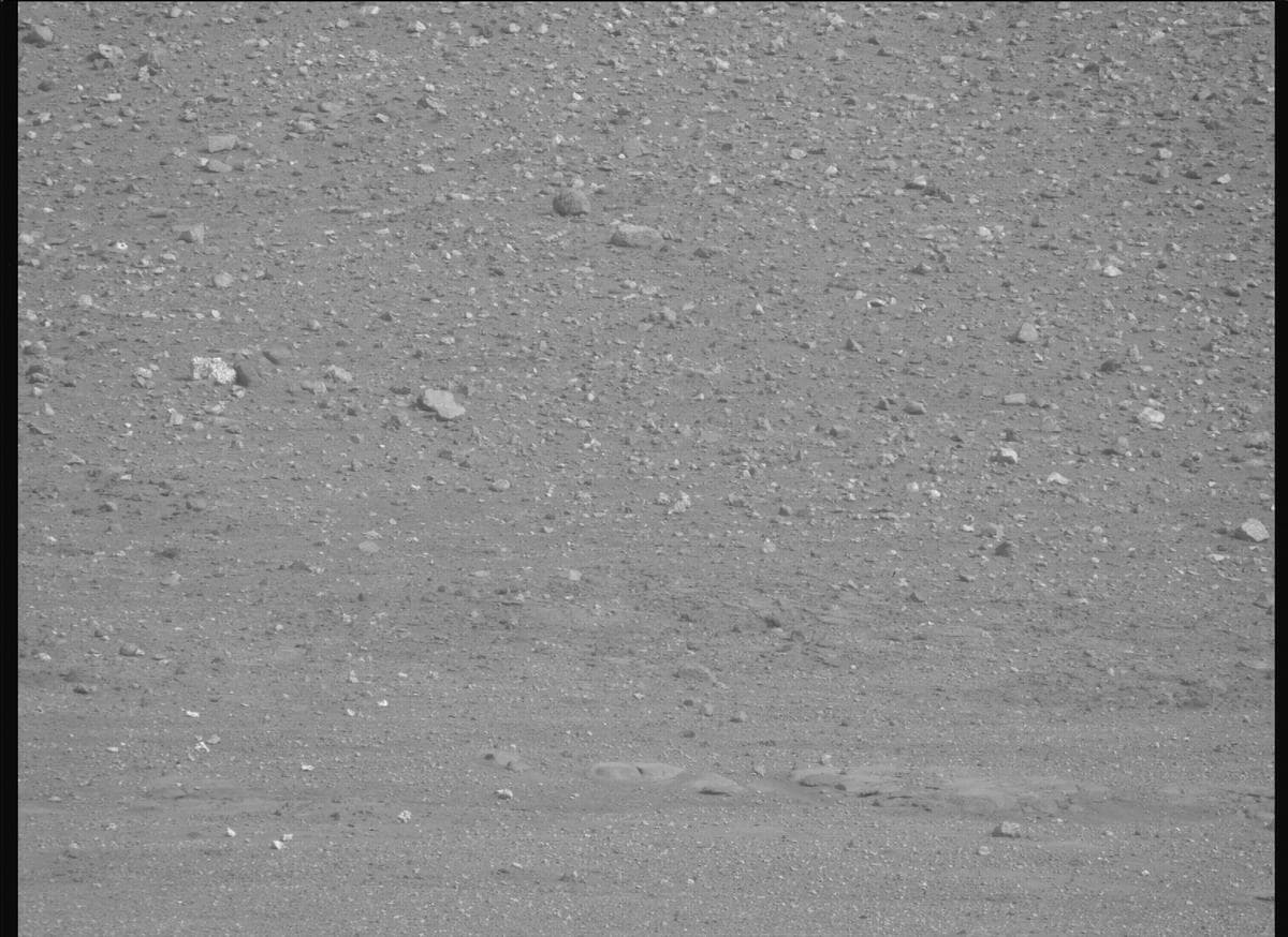 Mars image captured by MCZ_RIGHT on Perseverance