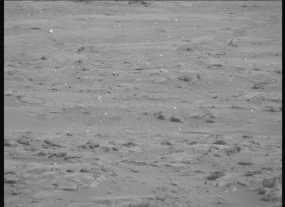 Mars image captured by MCZ_RIGHT on Perseverance