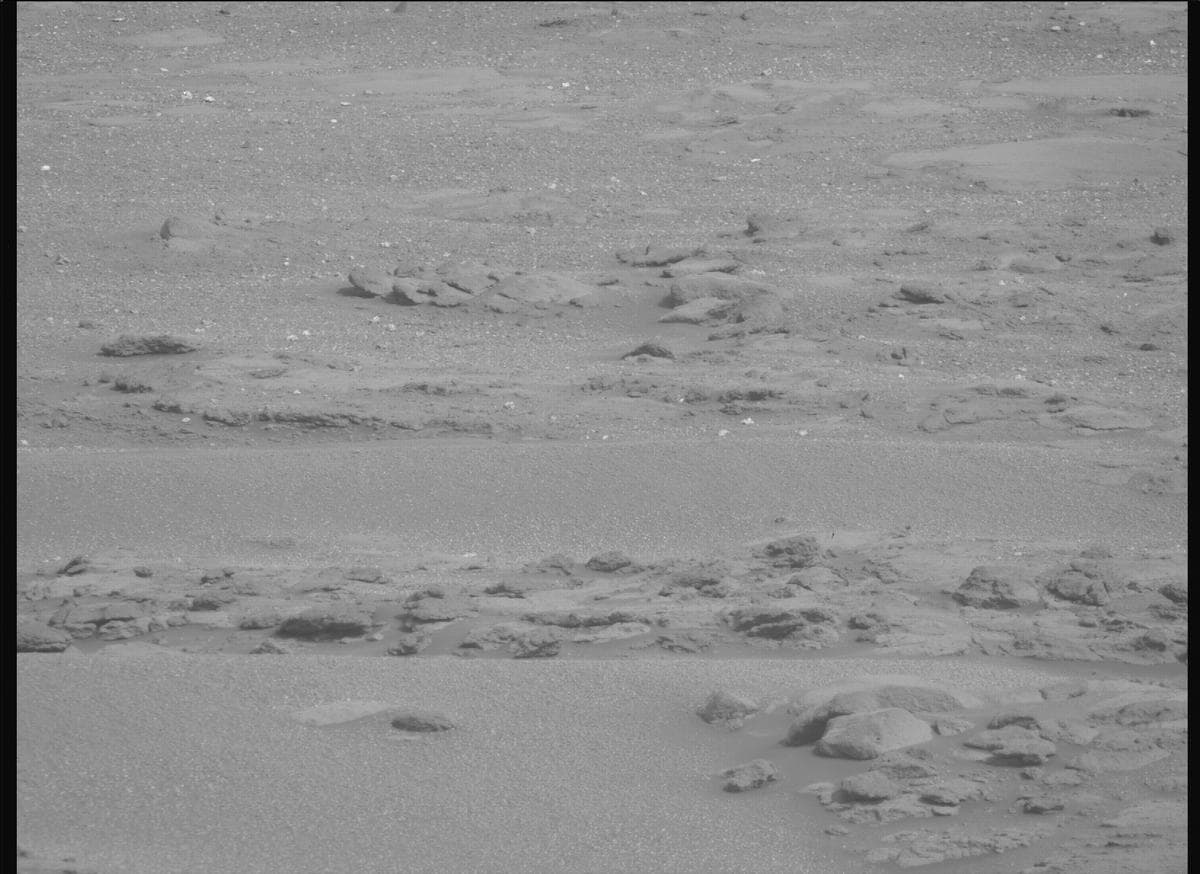 Mars image captured by MCZ_RIGHT on Perseverance