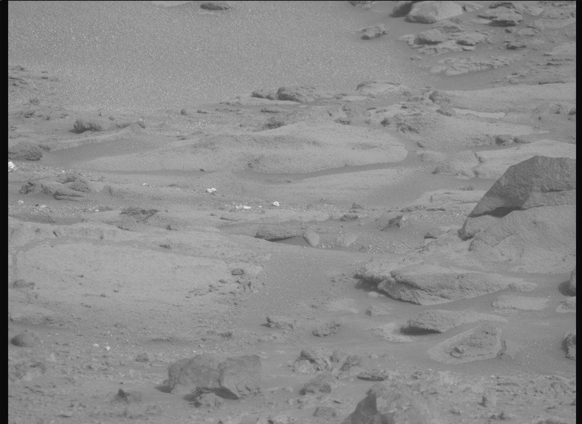 Mars image captured by MCZ_RIGHT on Perseverance
