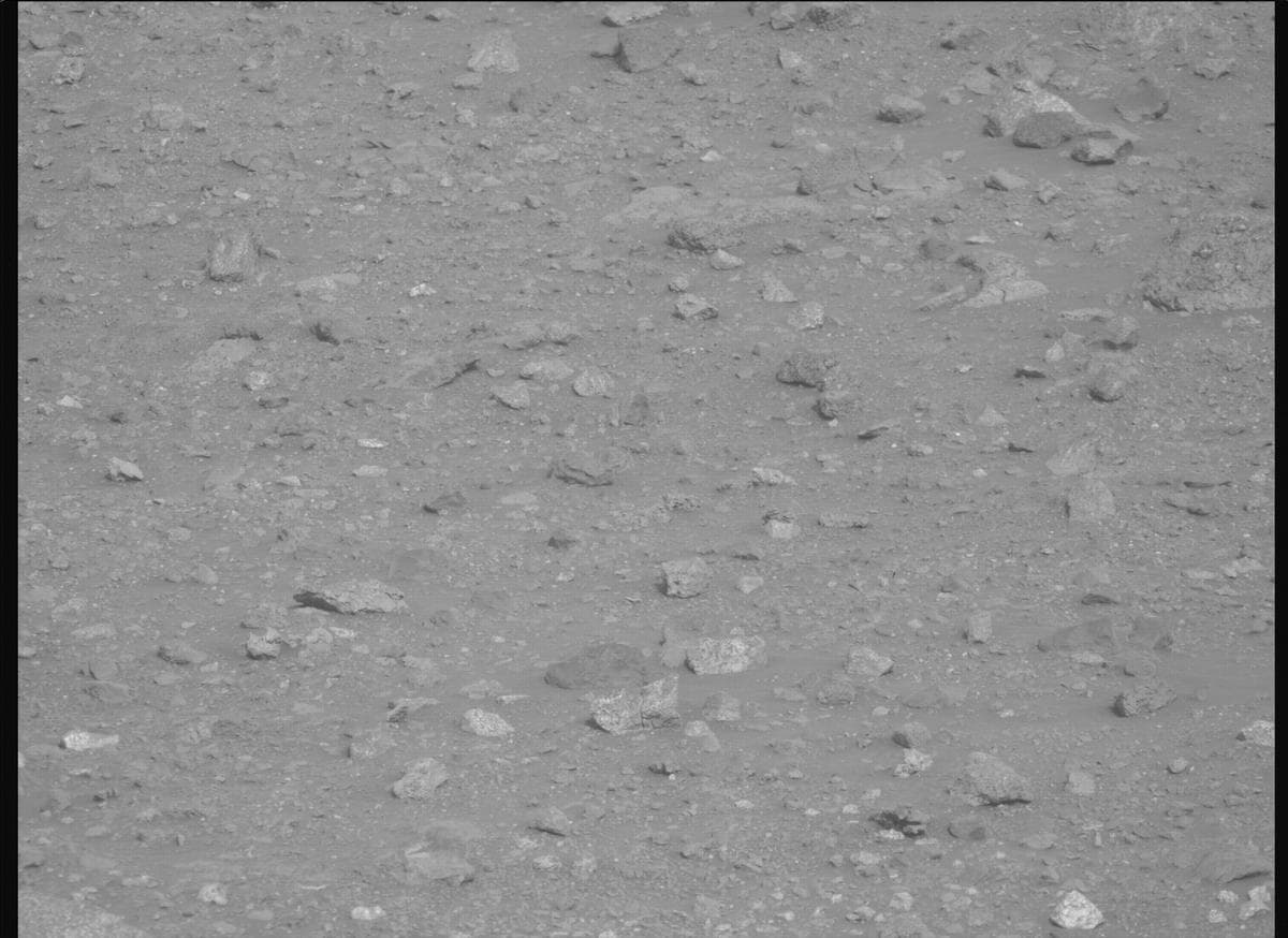 Mars image captured by MCZ_RIGHT on Perseverance