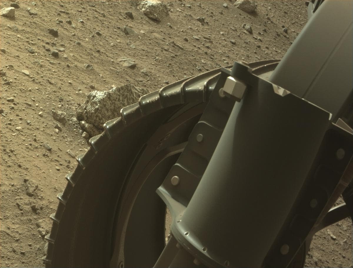 Mars image captured by FRONT_HAZCAM_RIGHT_A on Perseverance