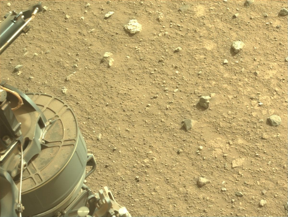 Mars image captured by NAVCAM_LEFT on Perseverance