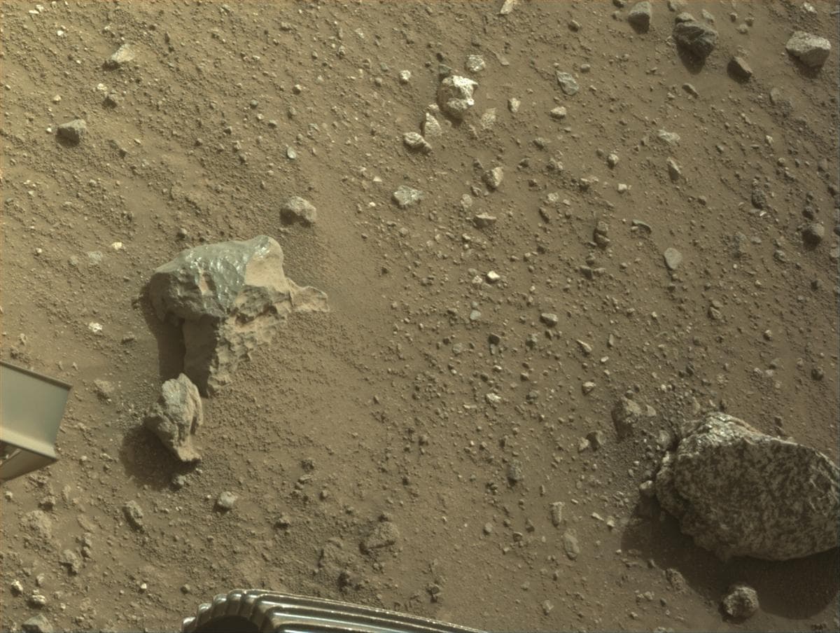 Mars image captured by NAVCAM_LEFT on Perseverance