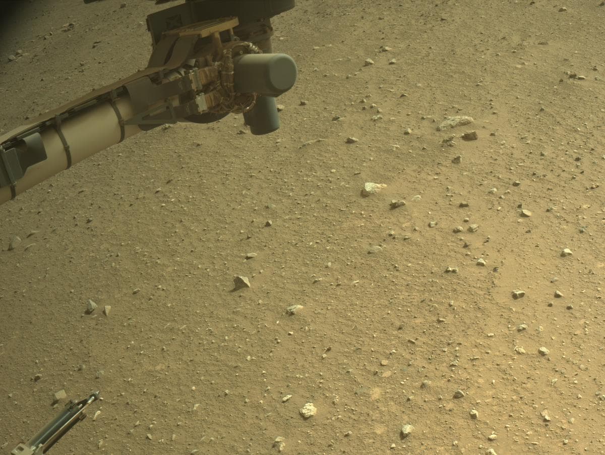 Mars image captured by NAVCAM_RIGHT on Perseverance