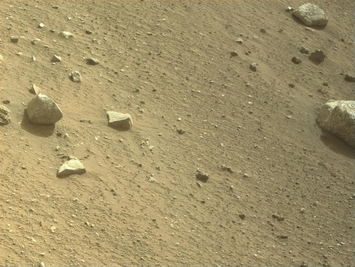 Mars image captured by NAVCAM_RIGHT on Perseverance