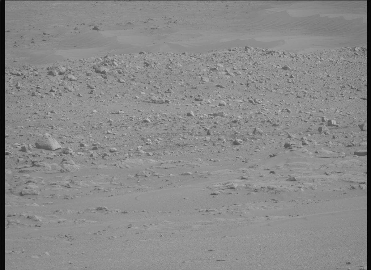 Mars image captured by MCZ_RIGHT on Perseverance