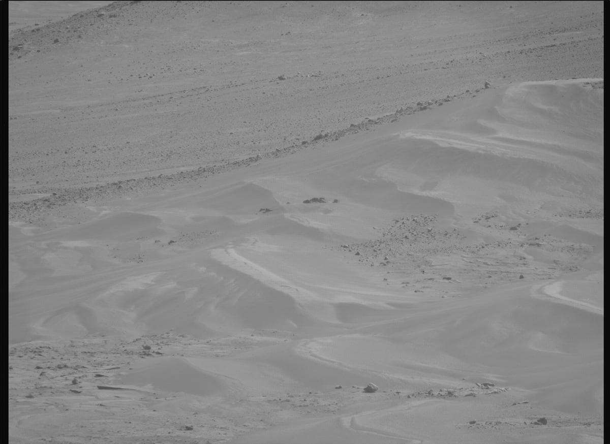 Mars image captured by MCZ_RIGHT on Perseverance