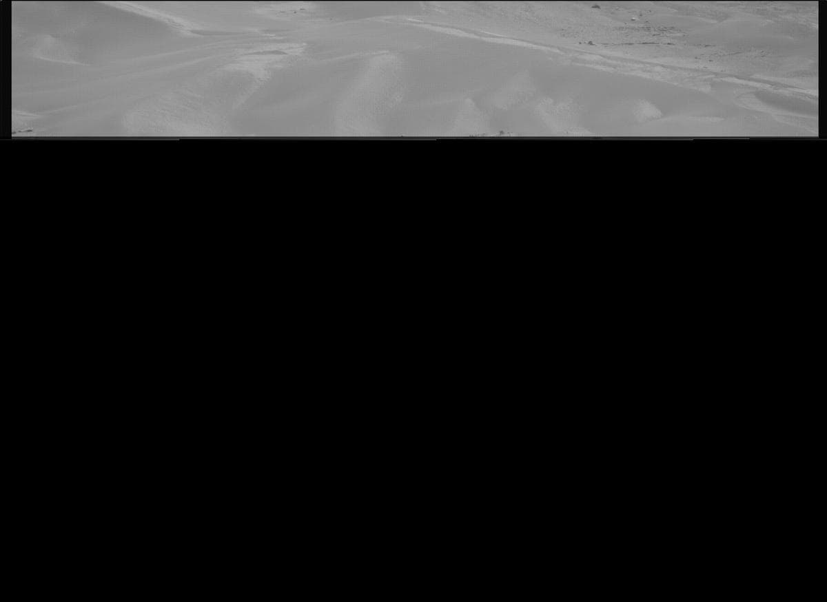 Mars image captured by MCZ_RIGHT on Perseverance