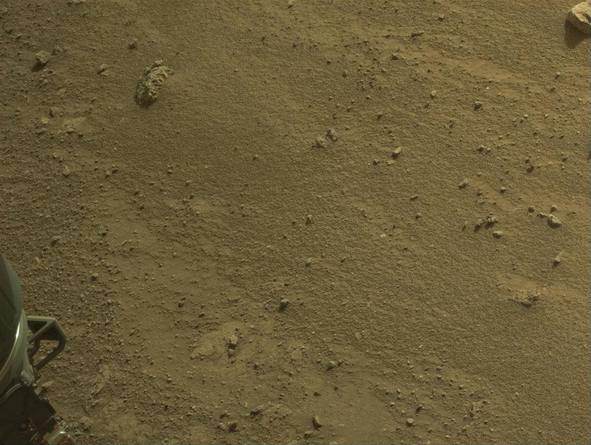 Mars image captured by NAVCAM_RIGHT on Perseverance