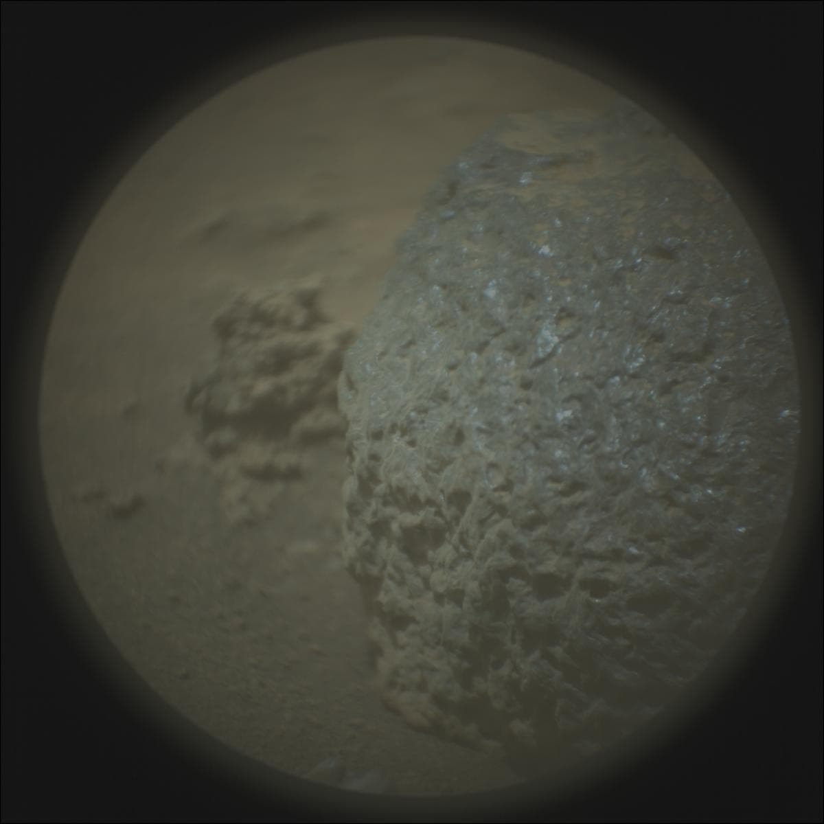Mars image captured by SUPERCAM_RMI on Perseverance