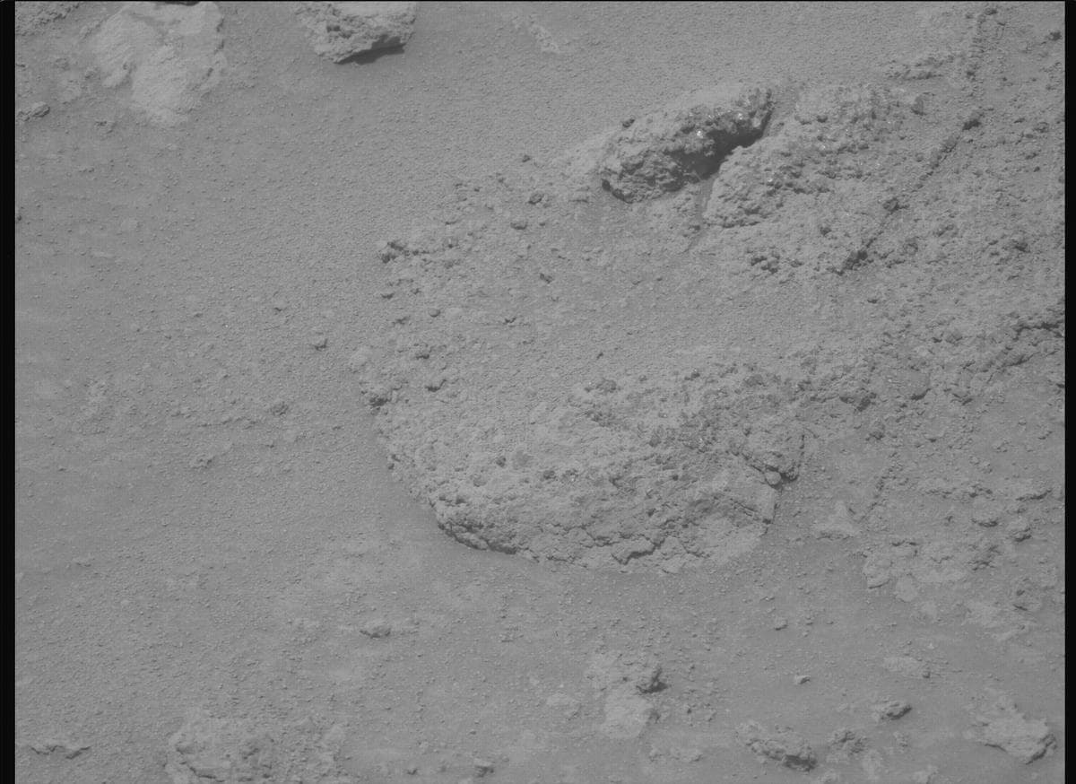 Mars image captured by MCZ_LEFT on Perseverance