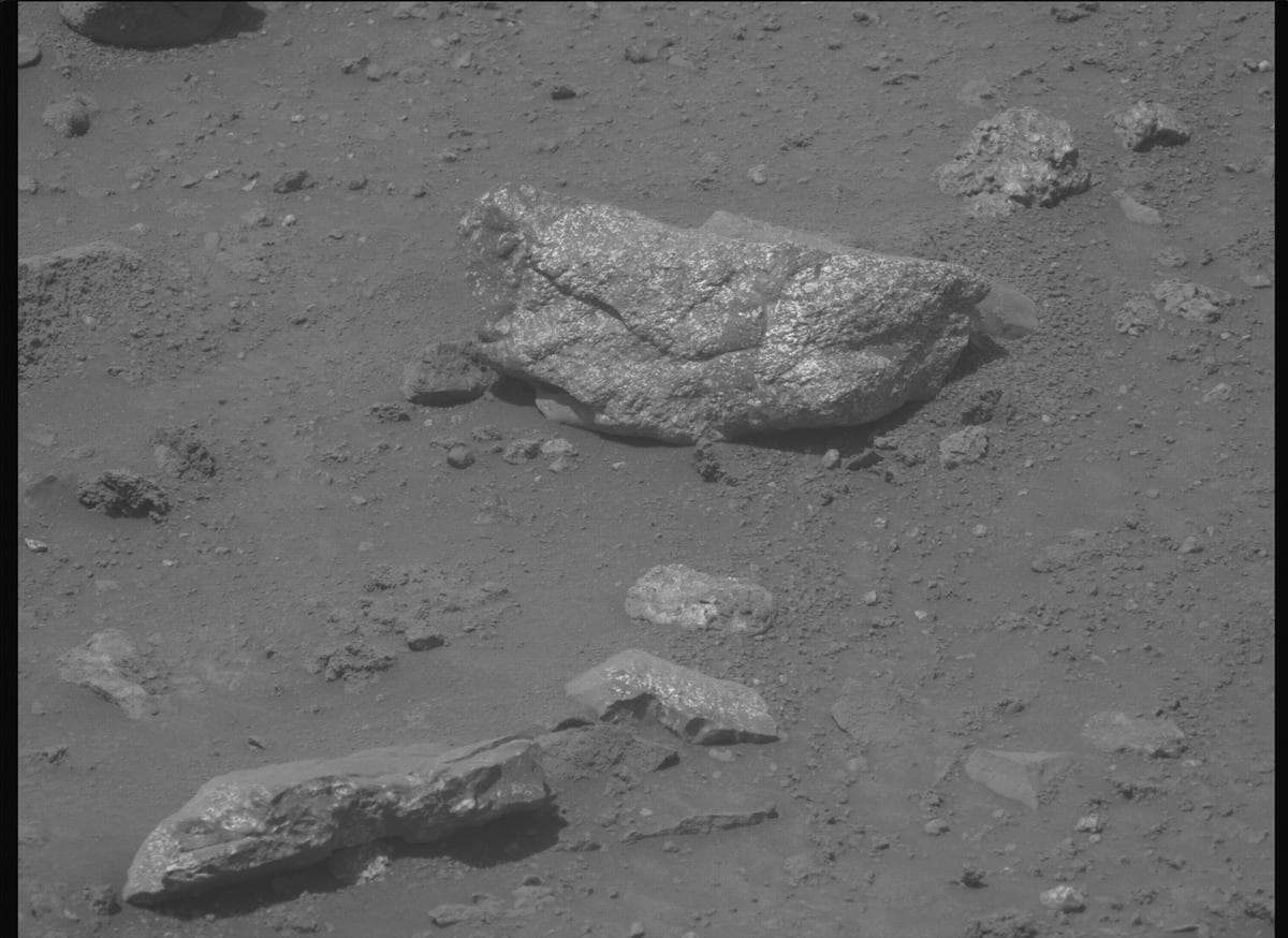 Mars image captured by MCZ_LEFT on Perseverance