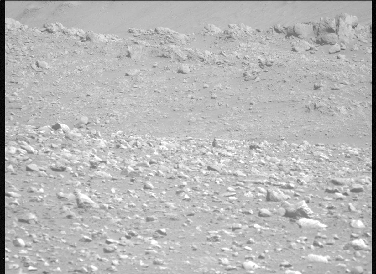 Mars image captured by MCZ_LEFT on Perseverance