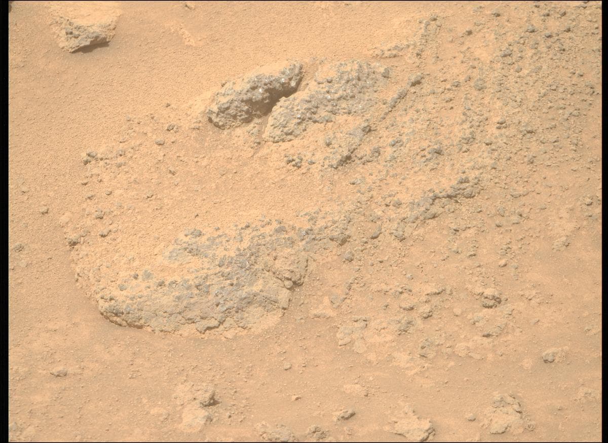 Mars image captured by MCZ_RIGHT on Perseverance