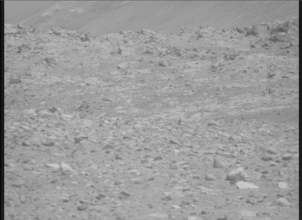 Mars image captured by MCZ_RIGHT on Perseverance