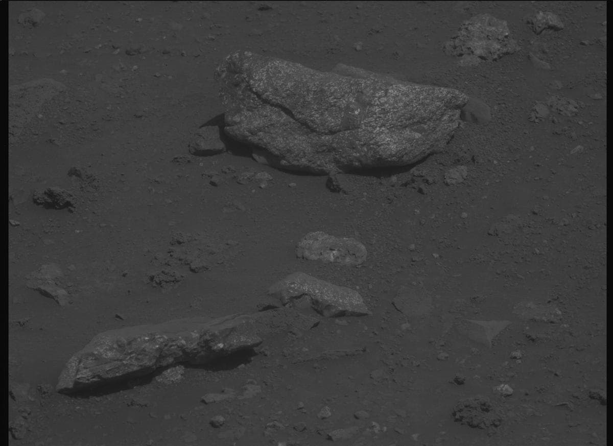Mars image captured by MCZ_LEFT on Perseverance