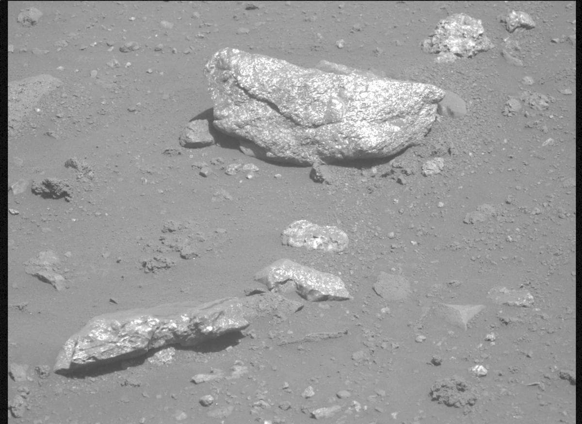 Mars image captured by MCZ_LEFT on Perseverance