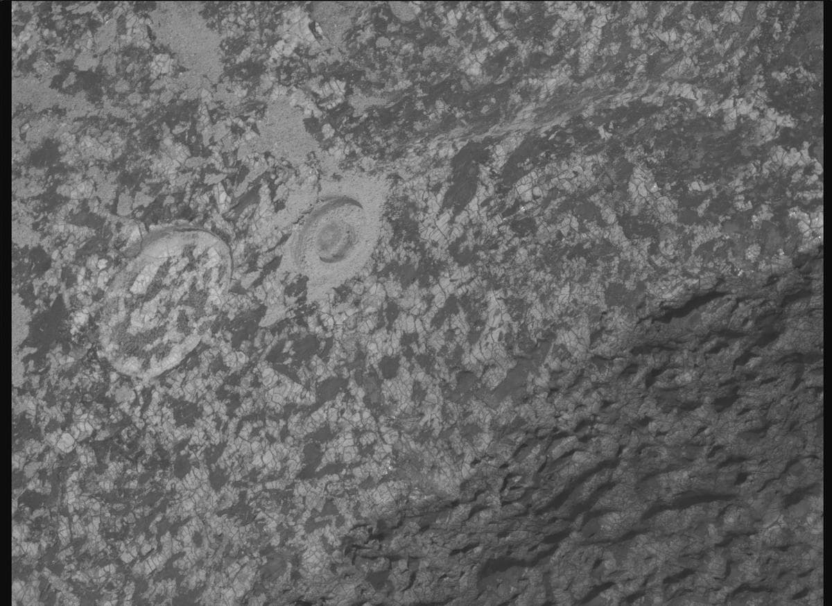 Mars image captured by MCZ_RIGHT on Perseverance