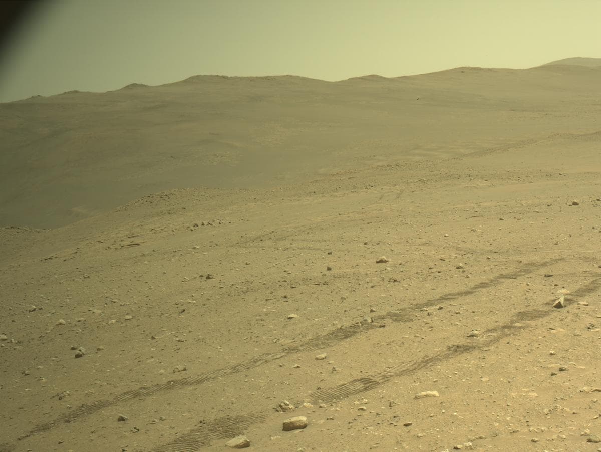 Mars image captured by NAVCAM_LEFT on Perseverance