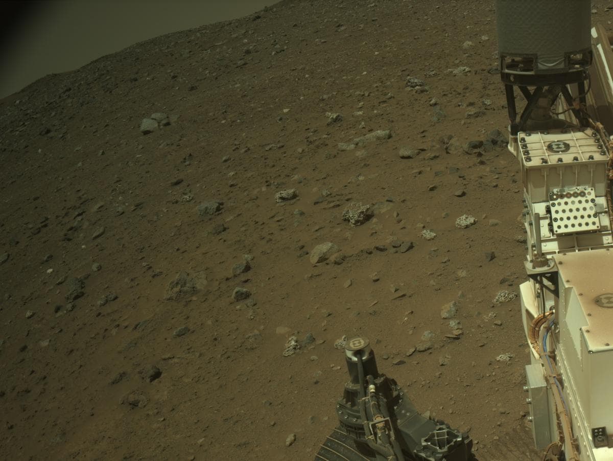 Mars image captured by NAVCAM_LEFT on Perseverance