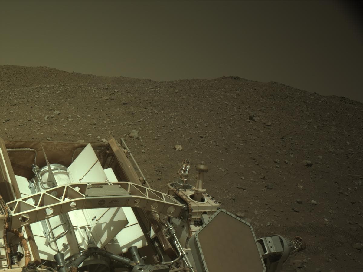 Mars image captured by NAVCAM_LEFT on Perseverance