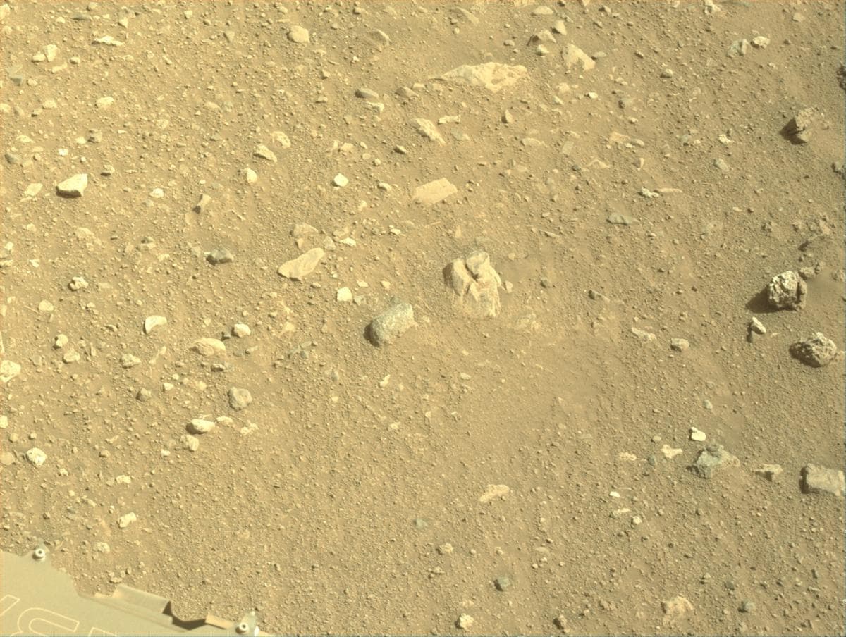 Mars image captured by NAVCAM_LEFT on Perseverance