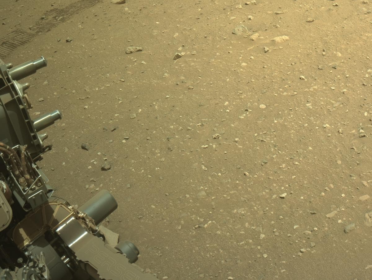Mars image captured by NAVCAM_RIGHT on Perseverance