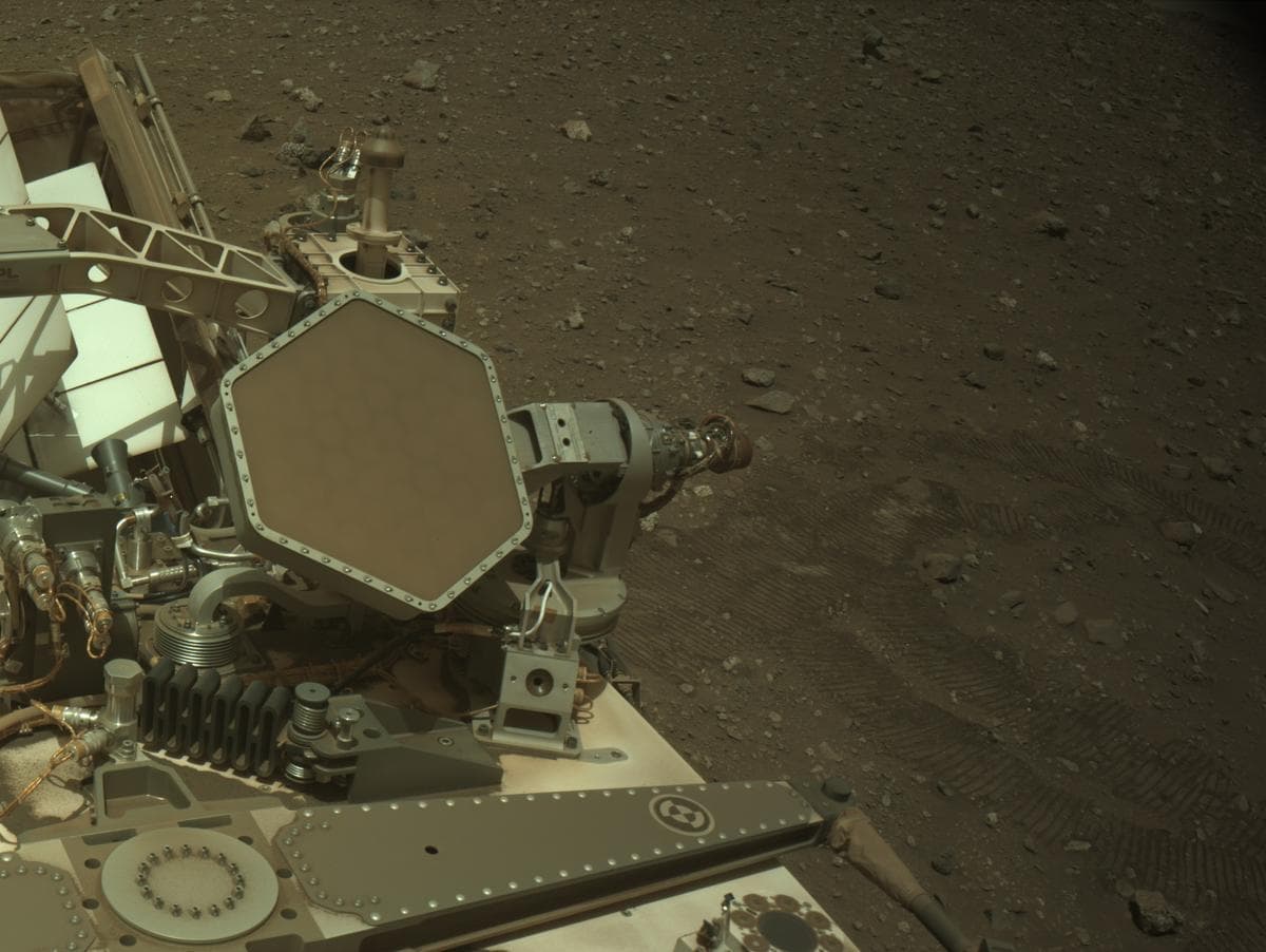 Mars image captured by NAVCAM_RIGHT on Perseverance