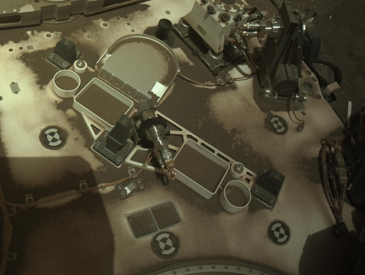 Mars image captured by NAVCAM_RIGHT on Perseverance