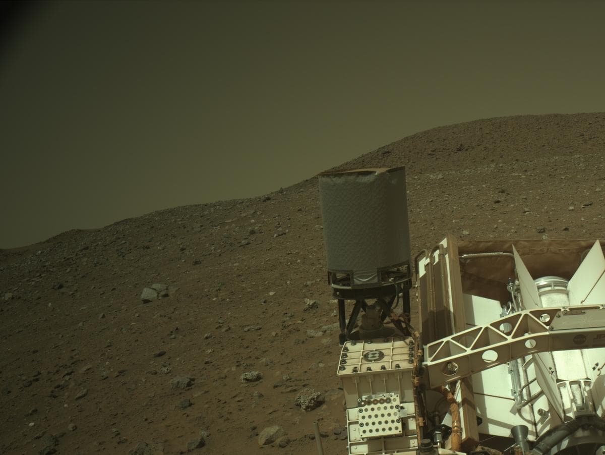 Mars image captured by NAVCAM_RIGHT on Perseverance