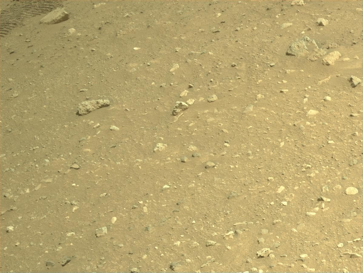 Mars image captured by NAVCAM_RIGHT on Perseverance