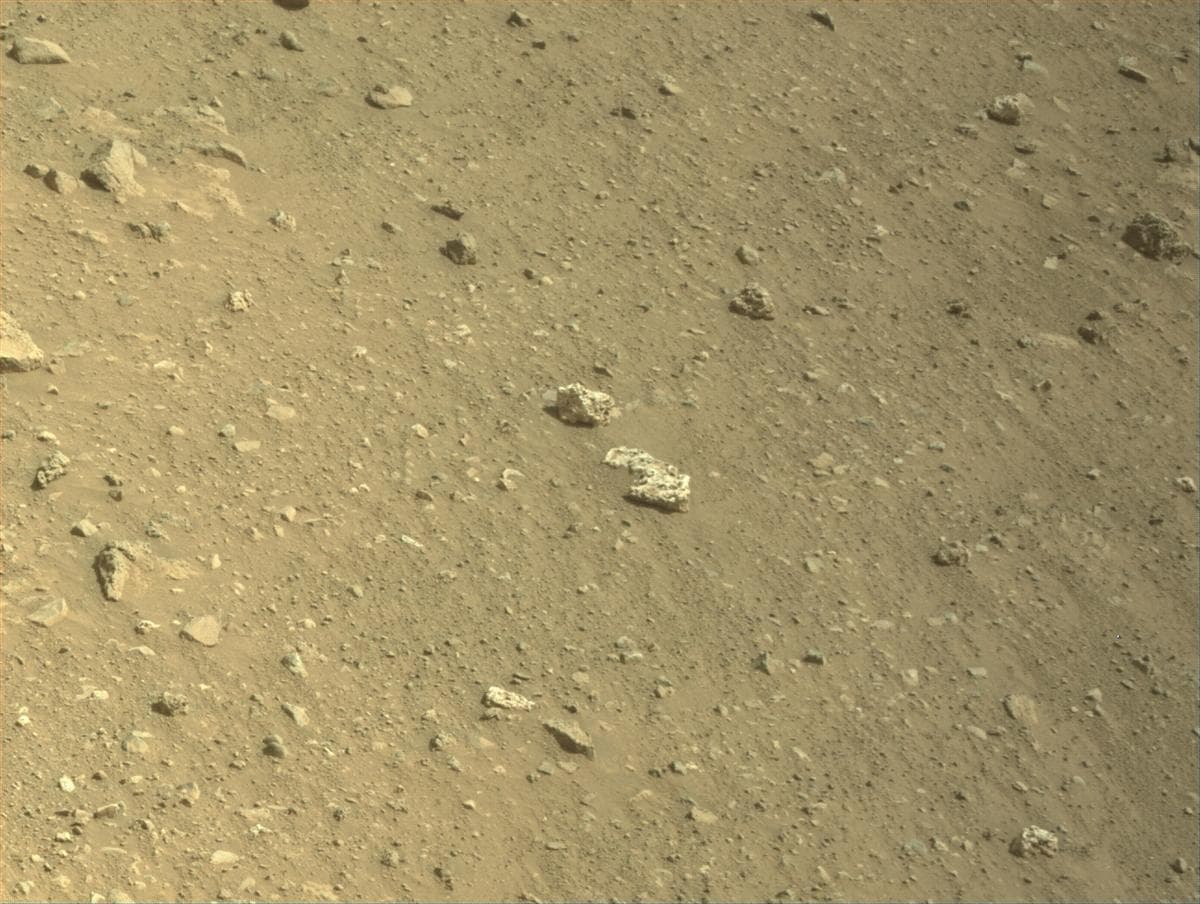 Mars image captured by NAVCAM_RIGHT on Perseverance