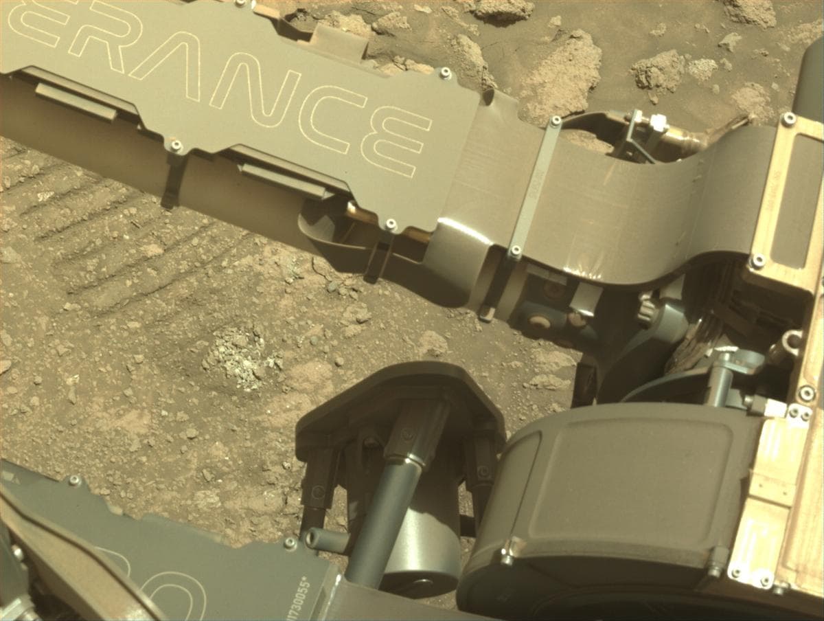 Mars image captured by NAVCAM_LEFT on Perseverance