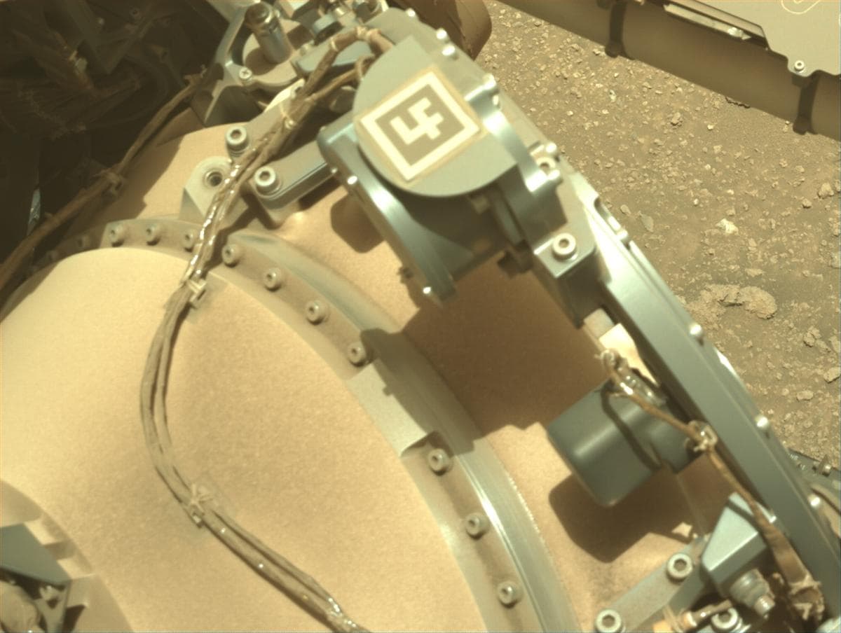 Mars image captured by NAVCAM_LEFT on Perseverance